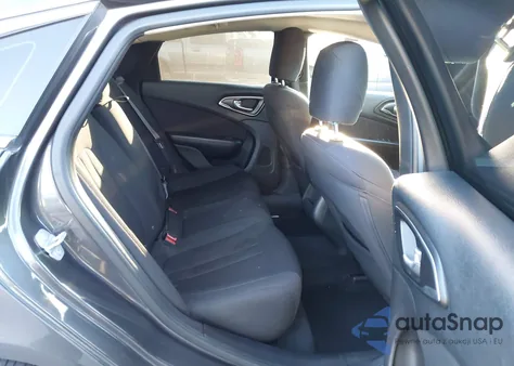 2015 Chrysler 200 Limited z USA, uszkodzony, nr VIN 1C3CCCAB7FN719963